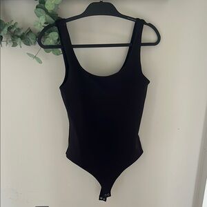 BODY CONTOUR COLLECTION | Sleek Black Bodysuit